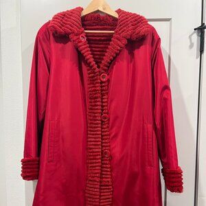 Red Reversible fur/polyester